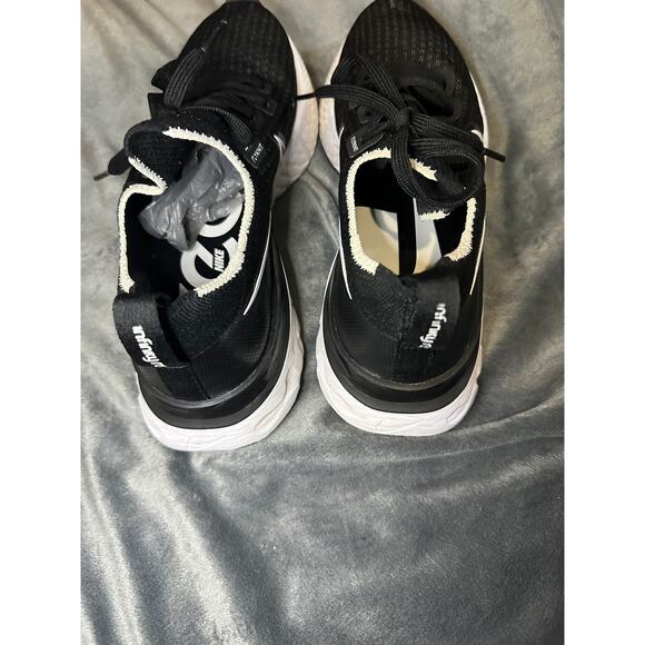 Women's Nike React Infinity Run Flyknit Running Sneakers - Picture 2 of 6